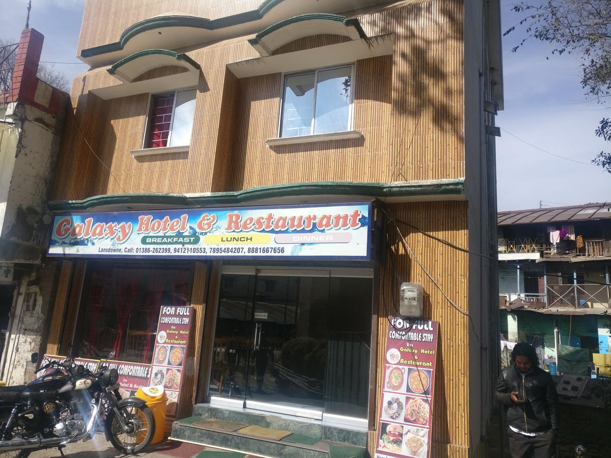 Galaxy Hotel & Restaurant Lansdowne Esterno foto